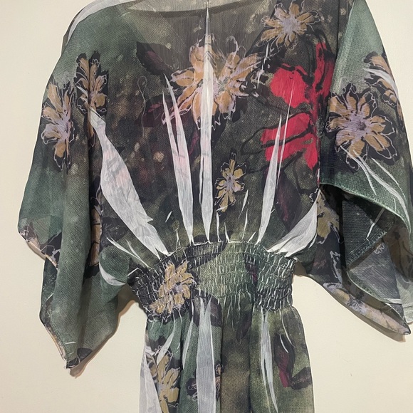 Blouse - Picture 2 of 2